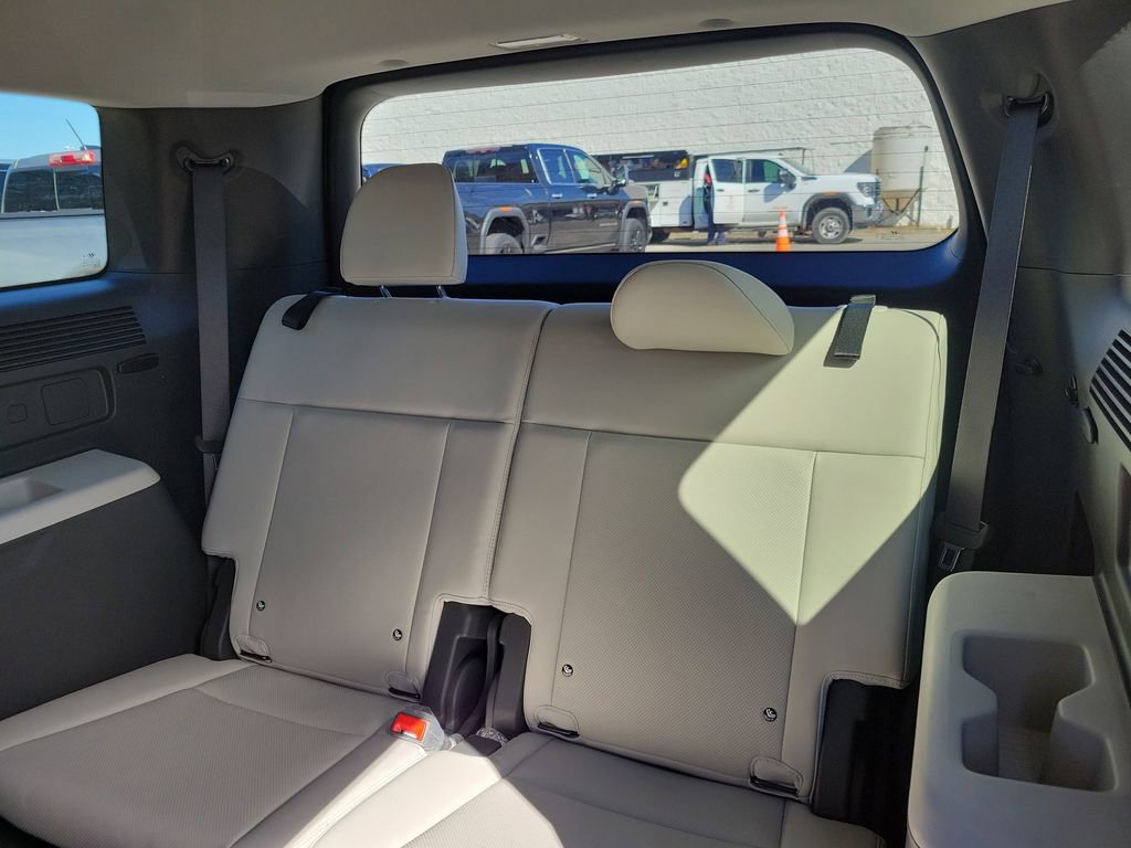 Certified 2025 Hyundai Santa Fe SEL image 13