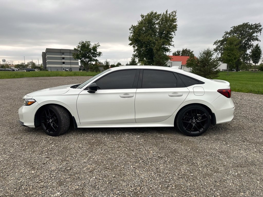Used 2025 Honda Civic Sport image 6