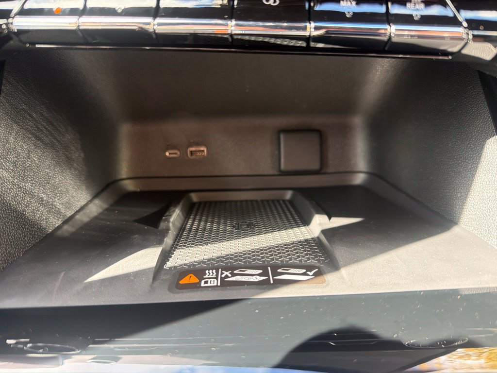 New 2027 Chevrolet Traverse LT AWD/4WD image 29