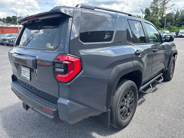 Used 2026 Toyota 4Runner SR5 RWD image 5