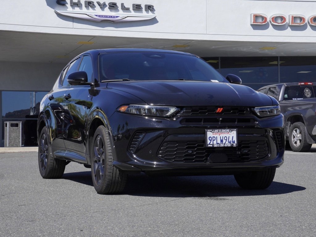 Used 2024 Dodge Hornet R/T Plus w/ Tech Pack Plus w/o Parking image 2