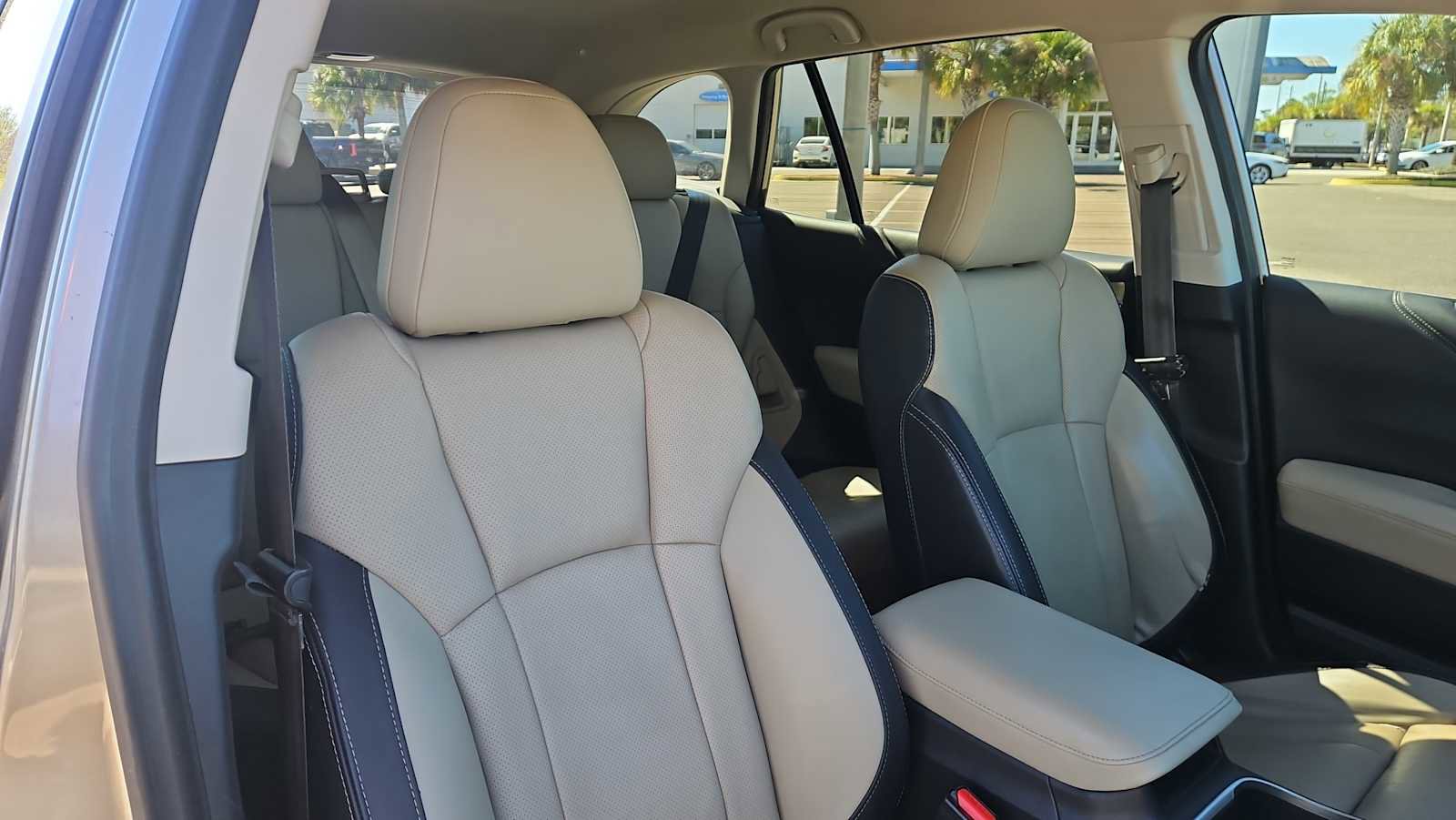 Used 2020 Subaru Outback Limited image 25