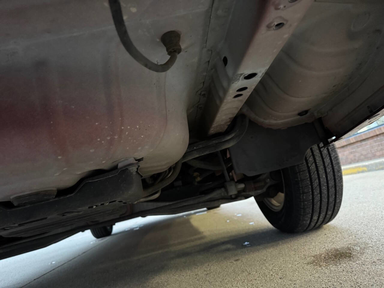 Used 1997 Ford Taurus GL image 12