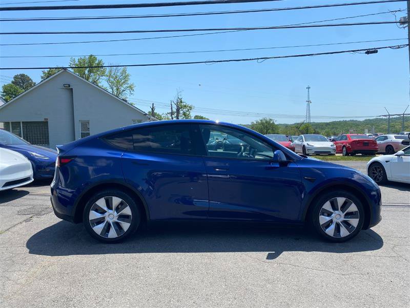 Used 2024 Tesla Model Y Long Range AWD/4WD image 6
