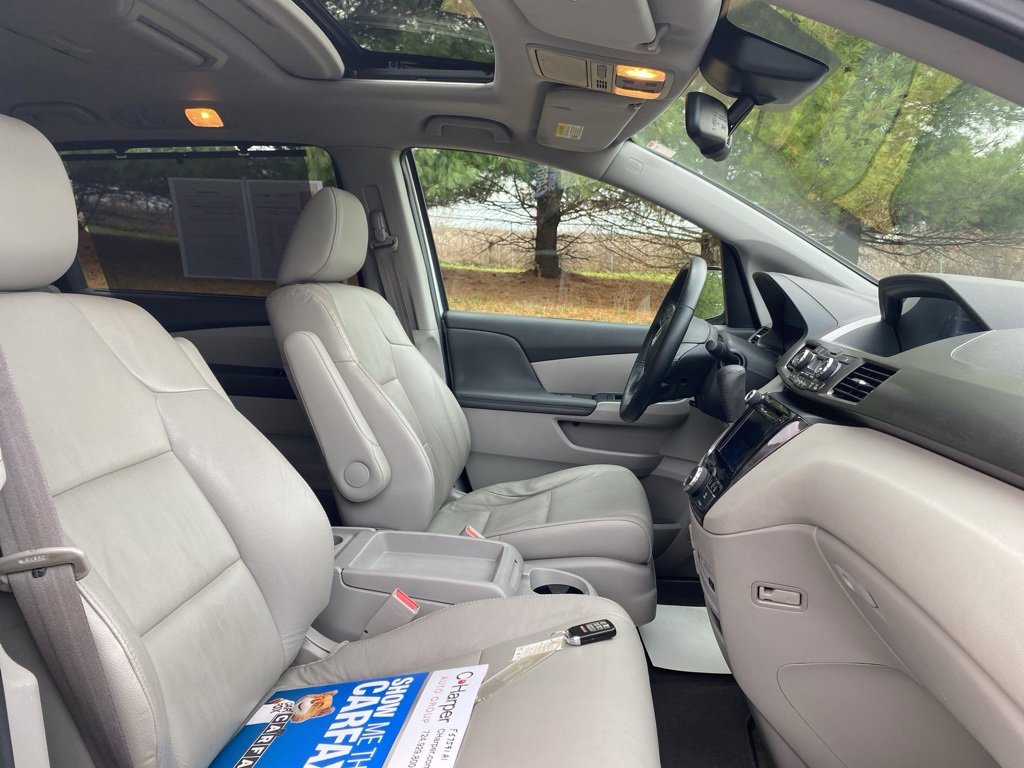 Used 2015 Honda Odyssey Touring image 11