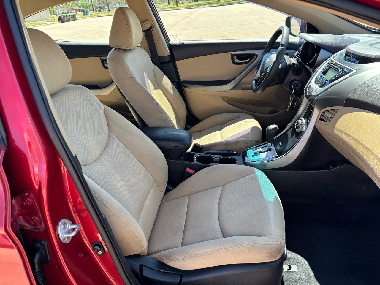 Used 2012 Hyundai Elantra GLS image 8