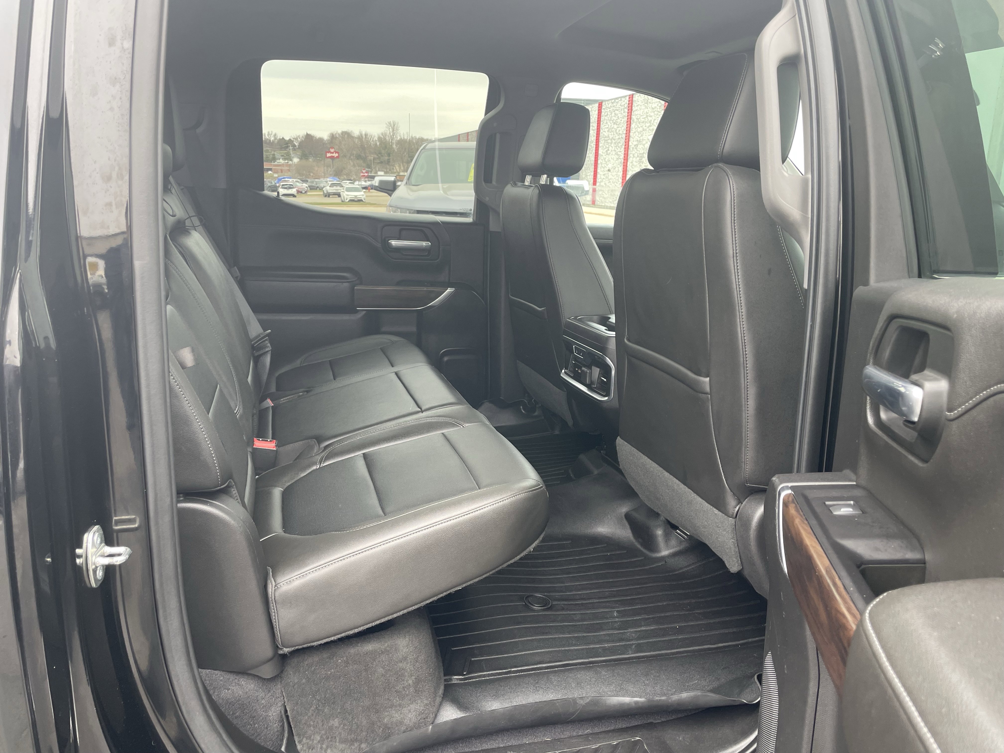 Used 2019 GMC Sierra 1500 SLT w/ SLT Premium Plus Package AWD/4WD image 30