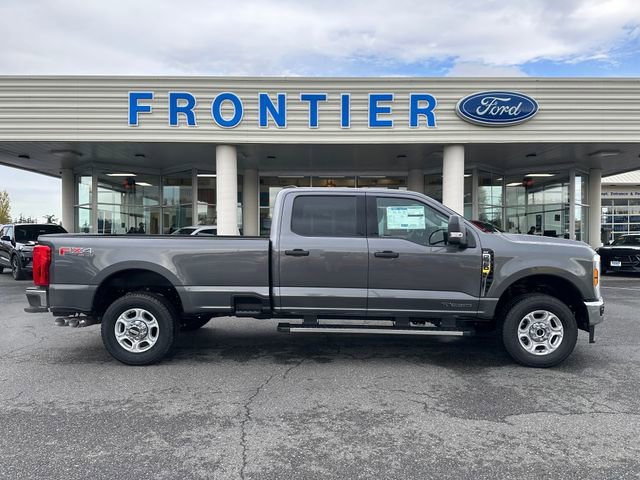 New 2026 Ford F350 XLT image 2