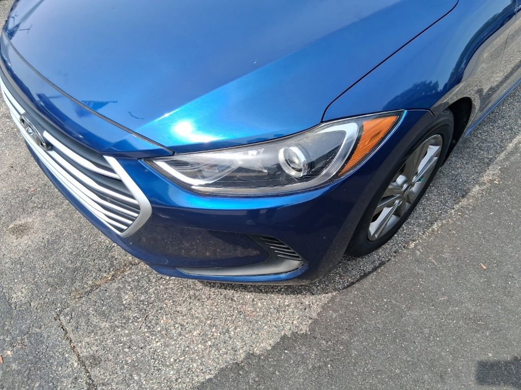 Used 2017 Hyundai Elantra SE image 8