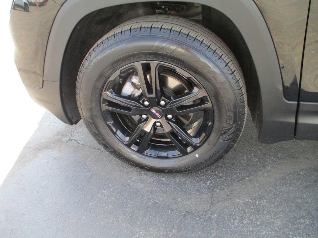 Used 2022 GMC Terrain AT4 w/ Infotainment Package II image 15