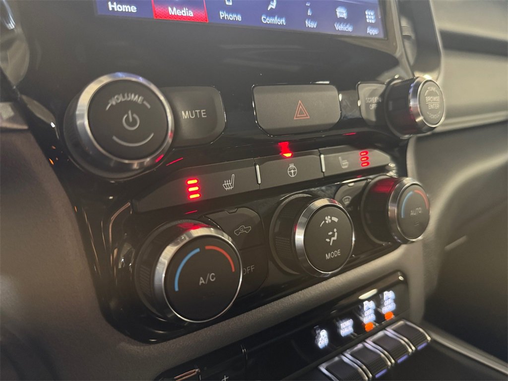 Used 2022 RAM 1500 Big Horn image 30