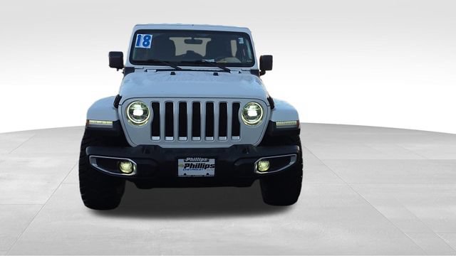 Used 2018 Jeep Wrangler Unlimited Sahara AWD/4WD image 9