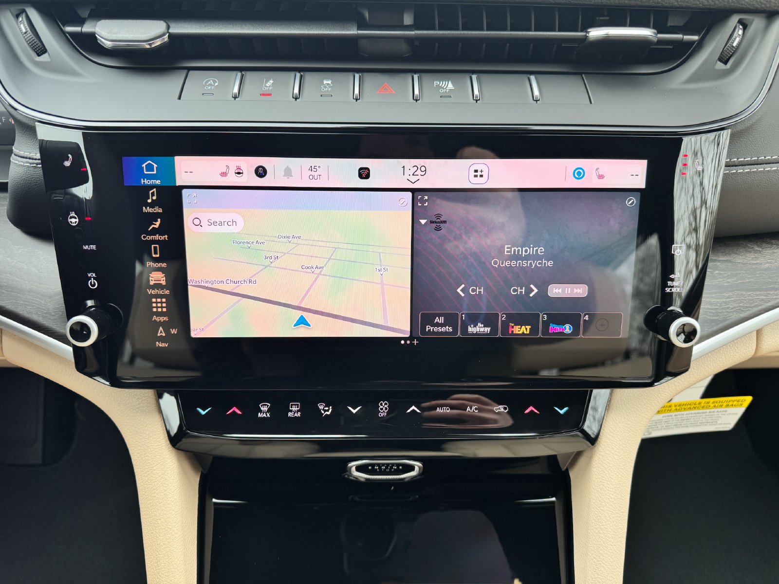 New 2026 Jeep Grand Cherokee Limited w/ Luxury Tech Group II AWD/4WD image 18