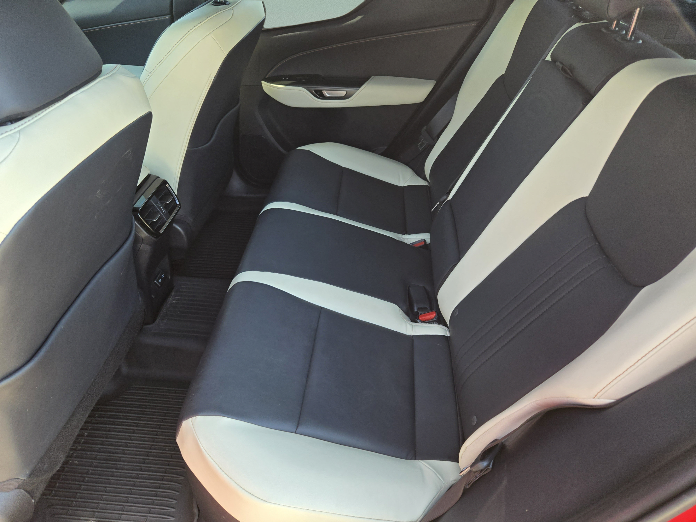 Certified 2023 Lexus NX 350h AWD image 27