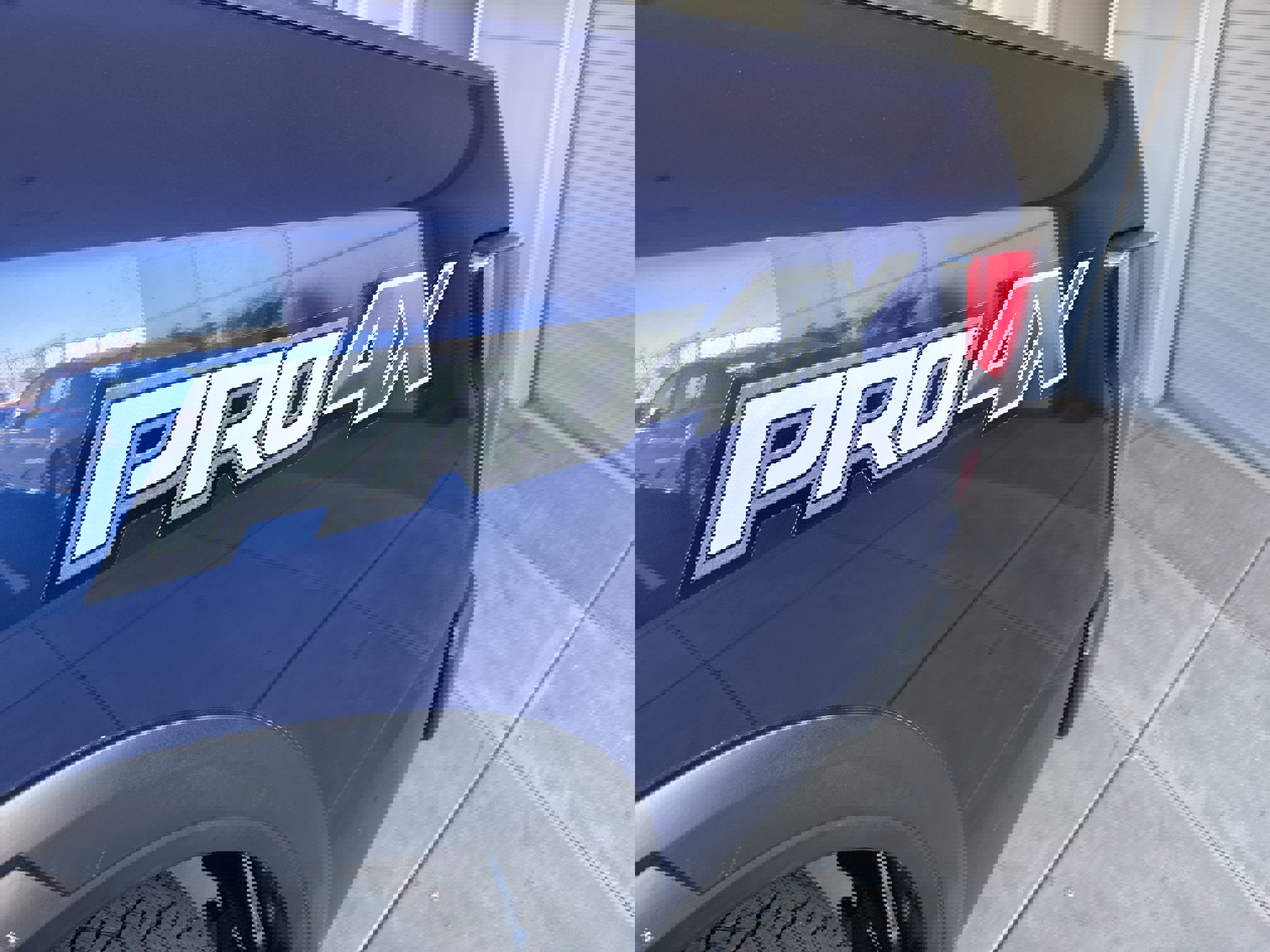 Used 2024 Nissan Titan PRO-4X w/ Off Road Protection Package image 9