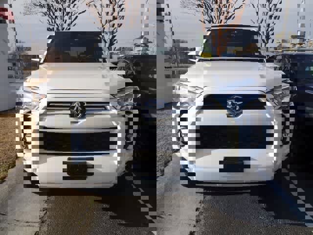 Used 2021 Toyota 4Runner SR5 image 2