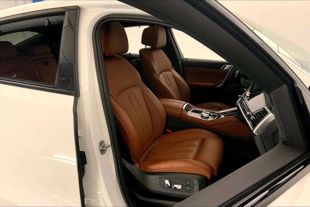 Certified 2025 BMW X6 M60i AWD/4WD image 6