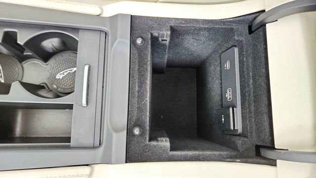 Used 2021 Jaguar F-PACE S image 50