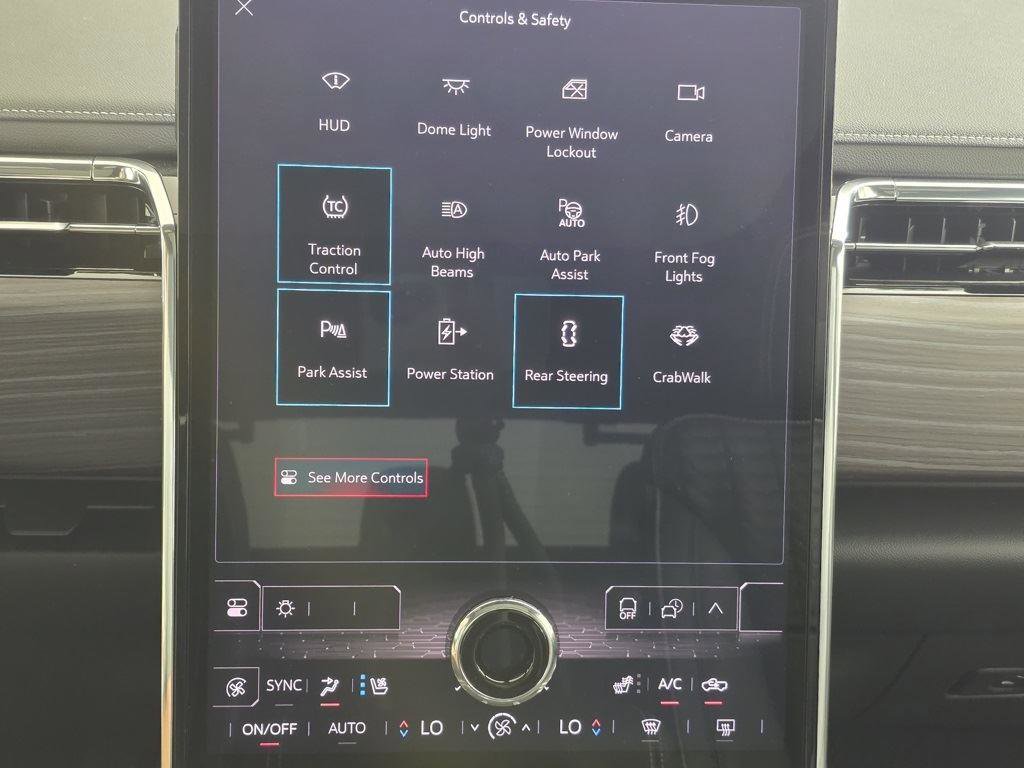 Used 2025 GMC Sierra EV Denali image 50