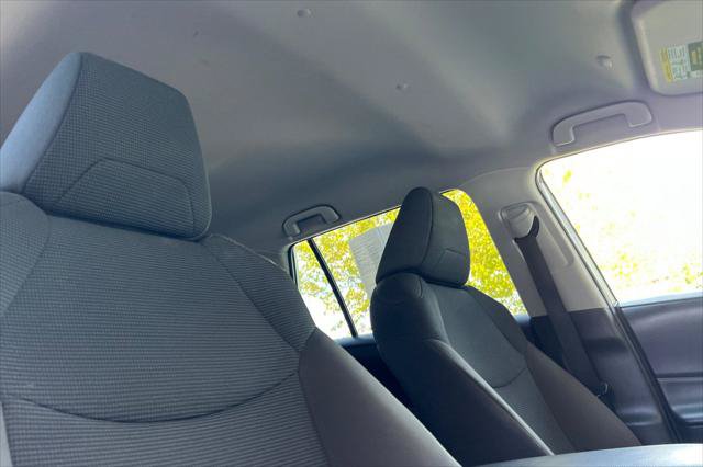 Certified 2023 Toyota RAV4 LE AWD/4WD image 18