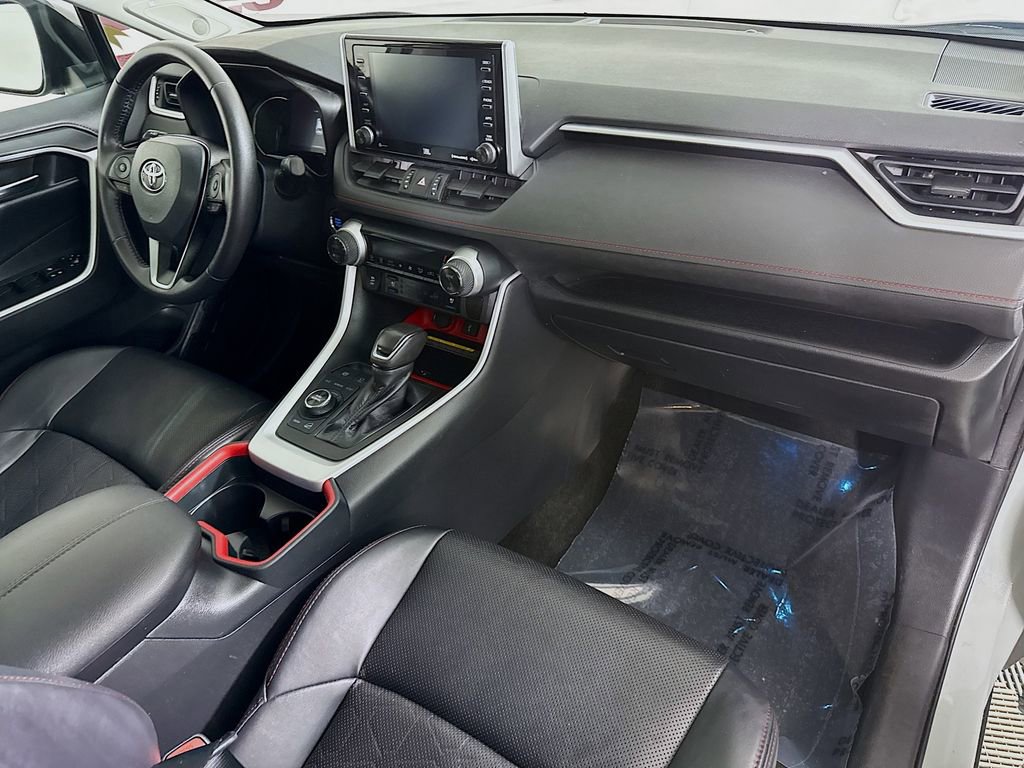 Certified 2020 Toyota RAV4 TRD Off-Road AWD/4WD image 34