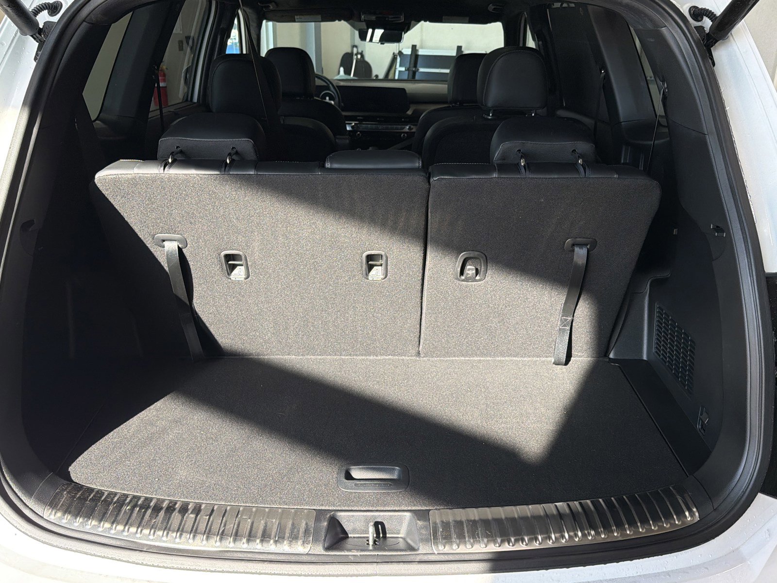 Used 2025 Kia Telluride SX Prestige X-Line image 17