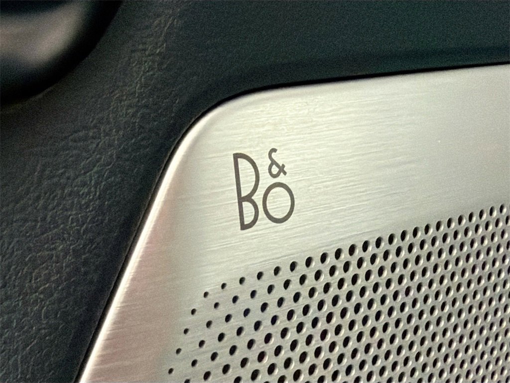 Used 2023 Ford F350 Platinum image 19