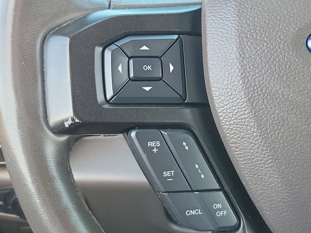 Used 2019 Ford Expedition Limited w/ Equipment Group 302A AWD/4WD image 5