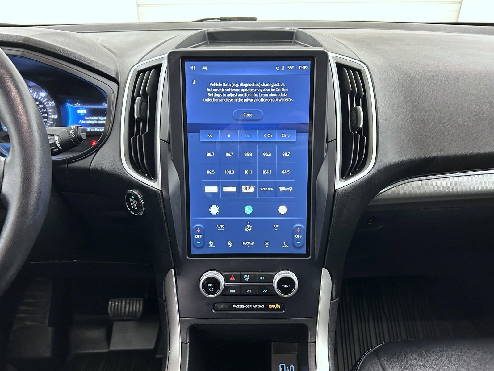 Used 2022 Ford Edge SEL w/ Convenience Package image 13