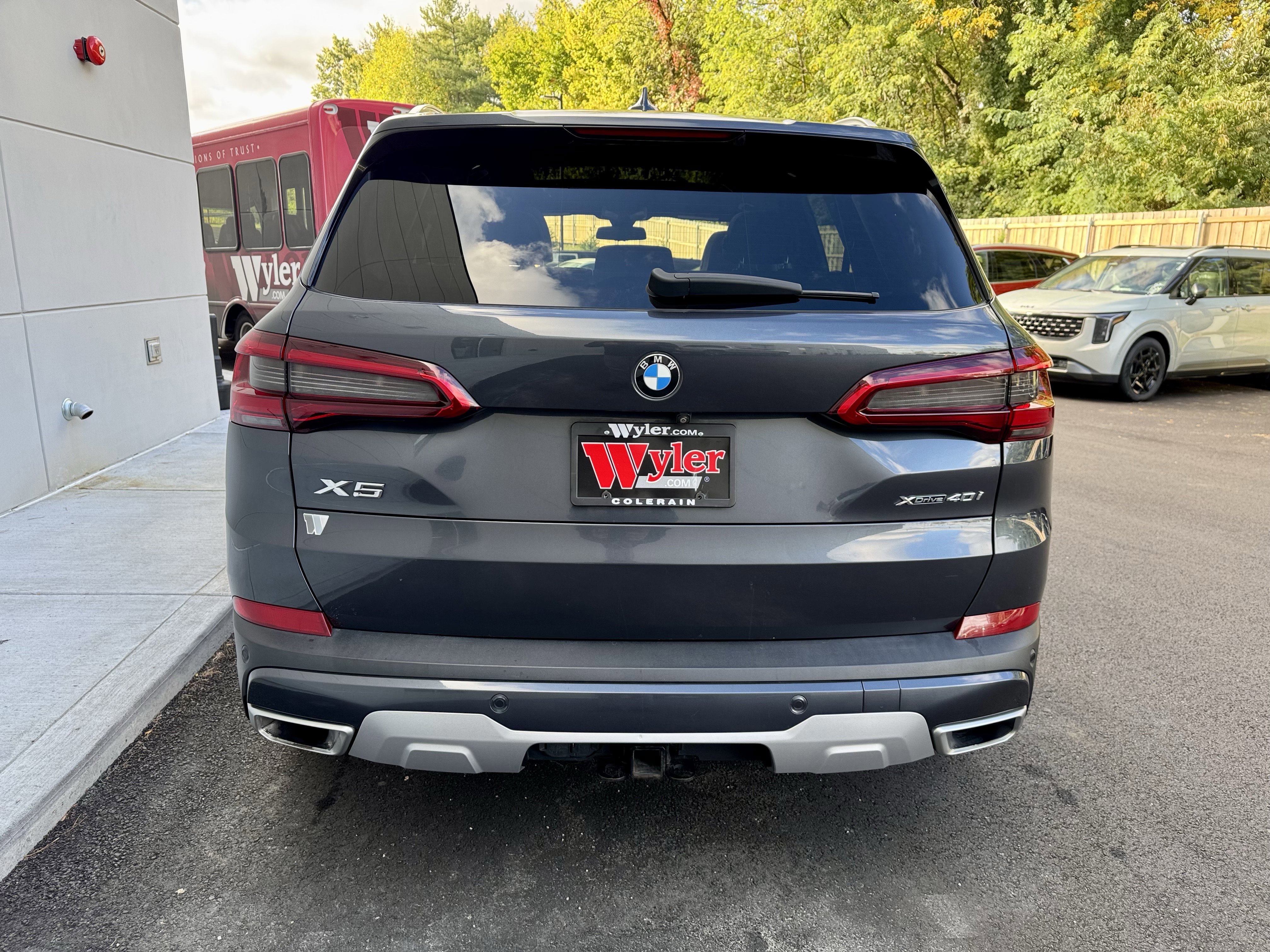Used 2019 BMW X5 xDrive40i w/ Premium Package 2 image 37