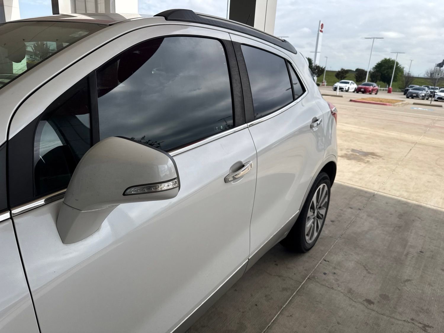 Used 2019 Buick Encore Preferred FWD image 4