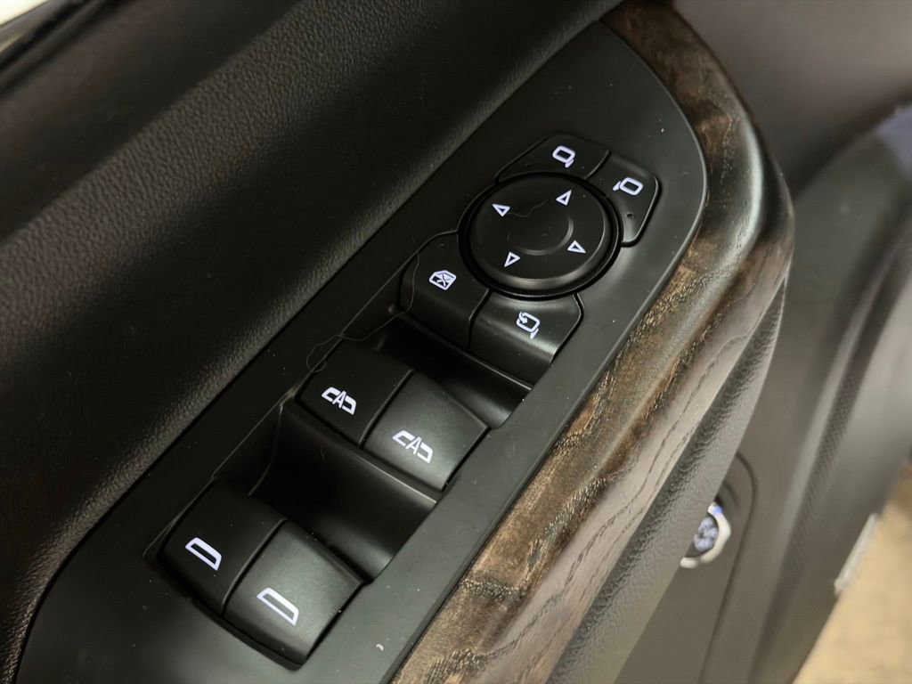 Used 2021 GMC Acadia Denali w/ Denali Technology Package image 39