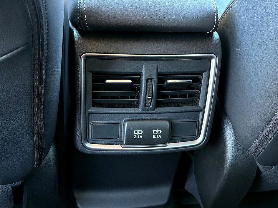 Used 2023 Subaru Forester Limited image 8