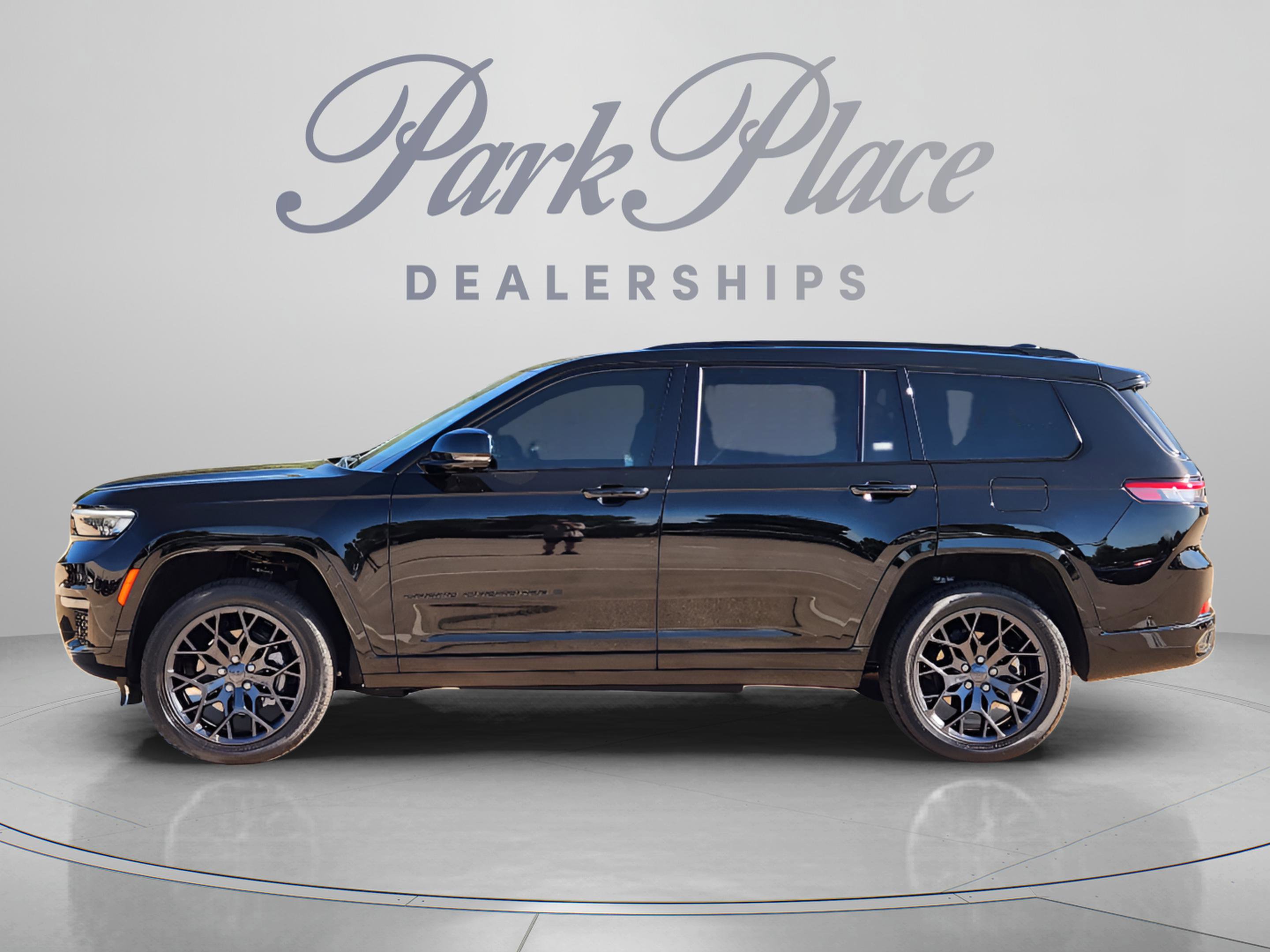 Used 2025 Jeep Grand Cherokee L Summit w/ Obsidian Package AWD/4WD video 2