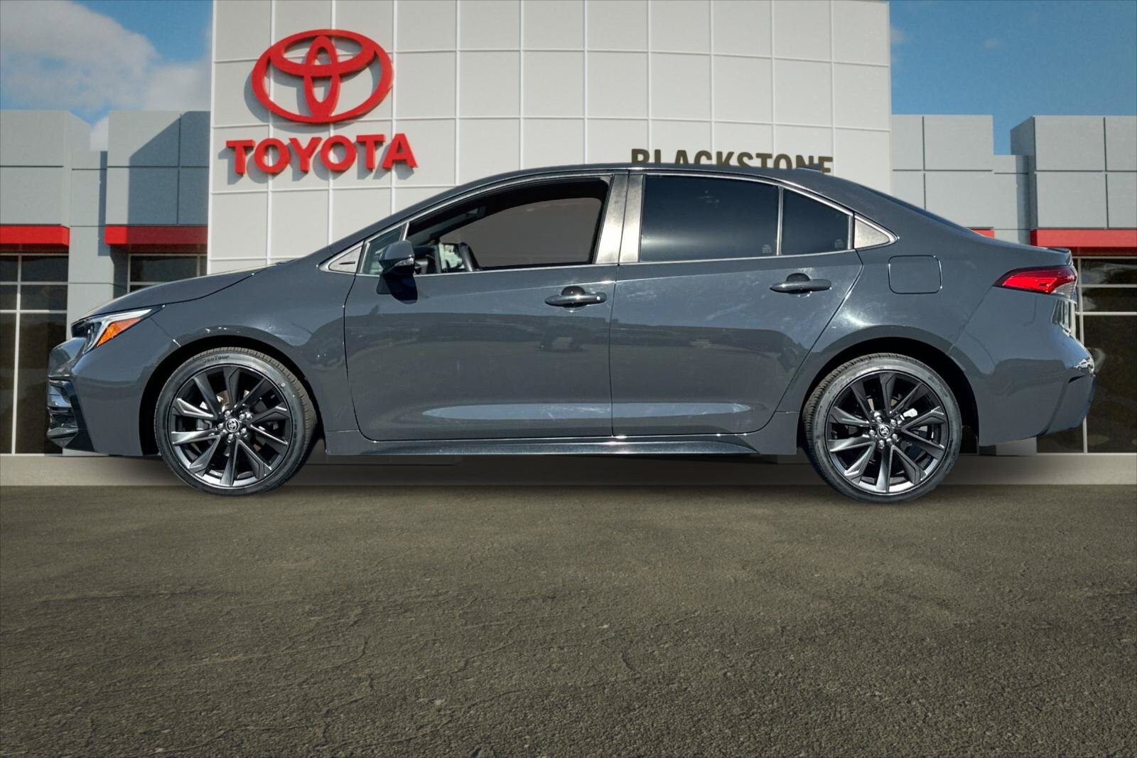 Certified 2024 Toyota Corolla SE FWD image 6