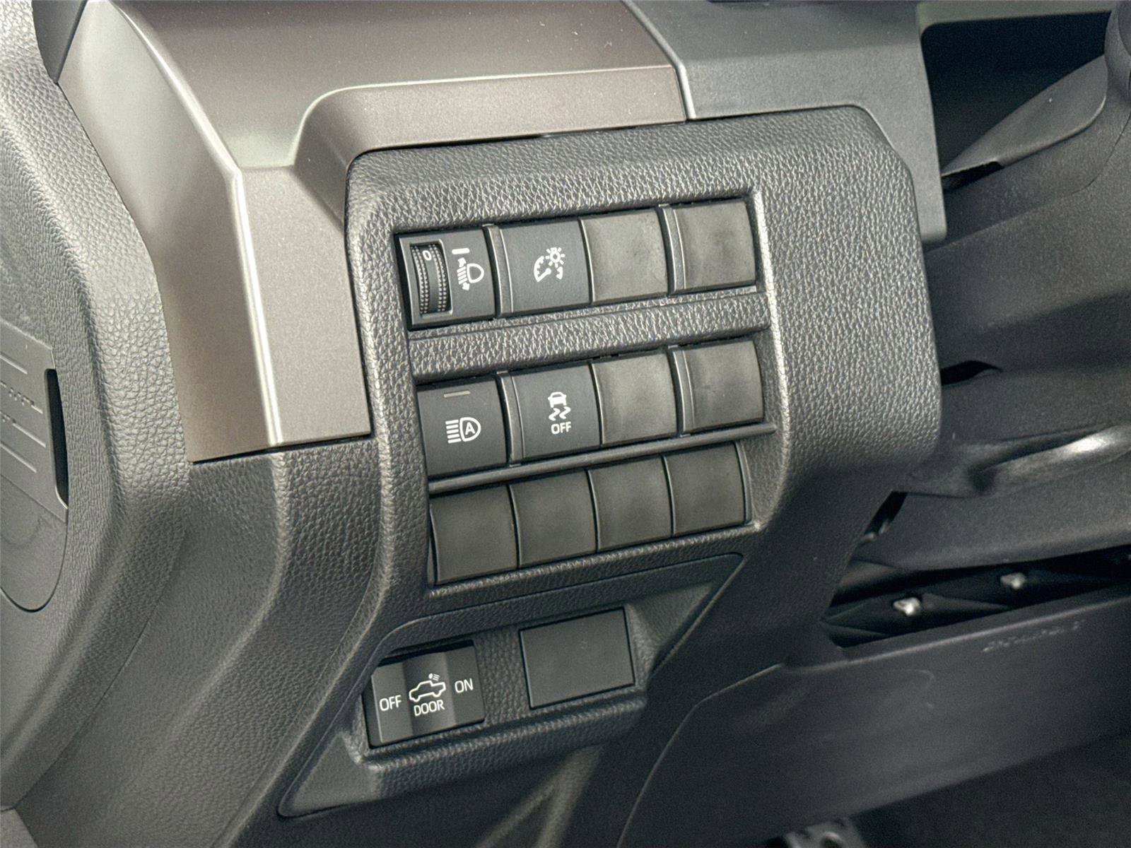 Certified 2025 Toyota Tacoma TRD Sport image 15