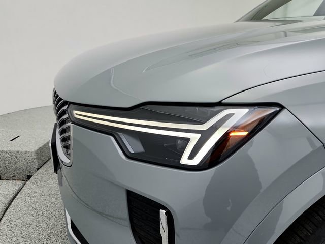 New 2025 Volvo XC90 T8 Core w/ Protection Package Premier image 34