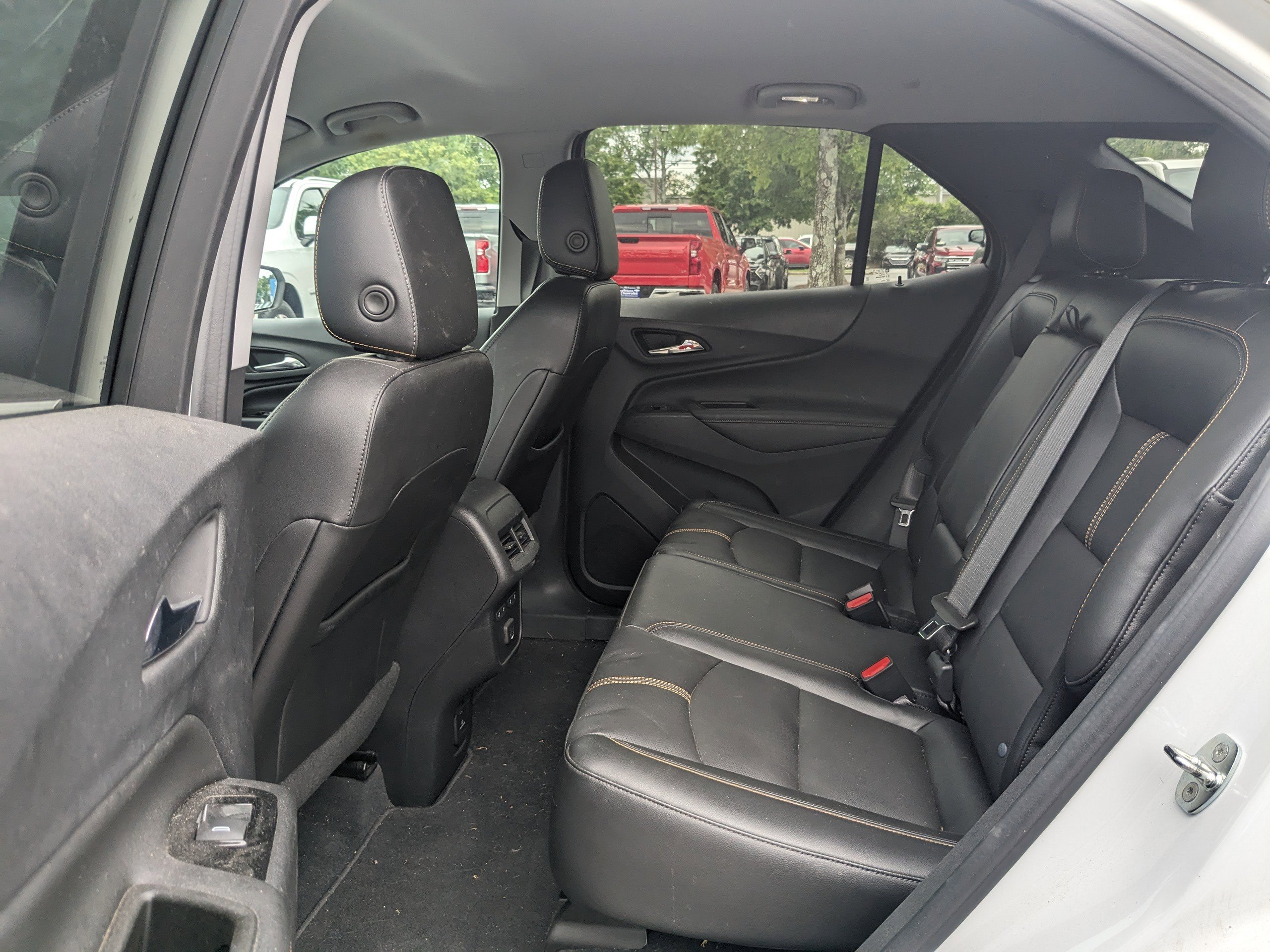 Used 2022 Chevrolet Equinox Premier image 15