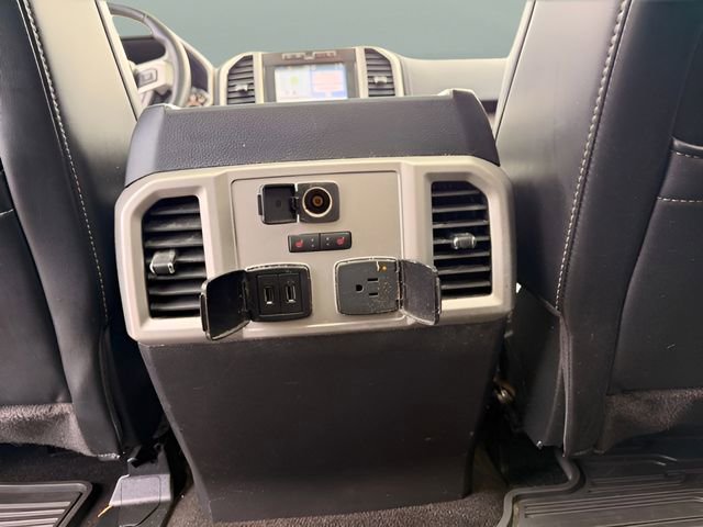 Used 2018 Ford F150 Lariat w/ Equipment Group 502A Luxury AWD/4WD image 17