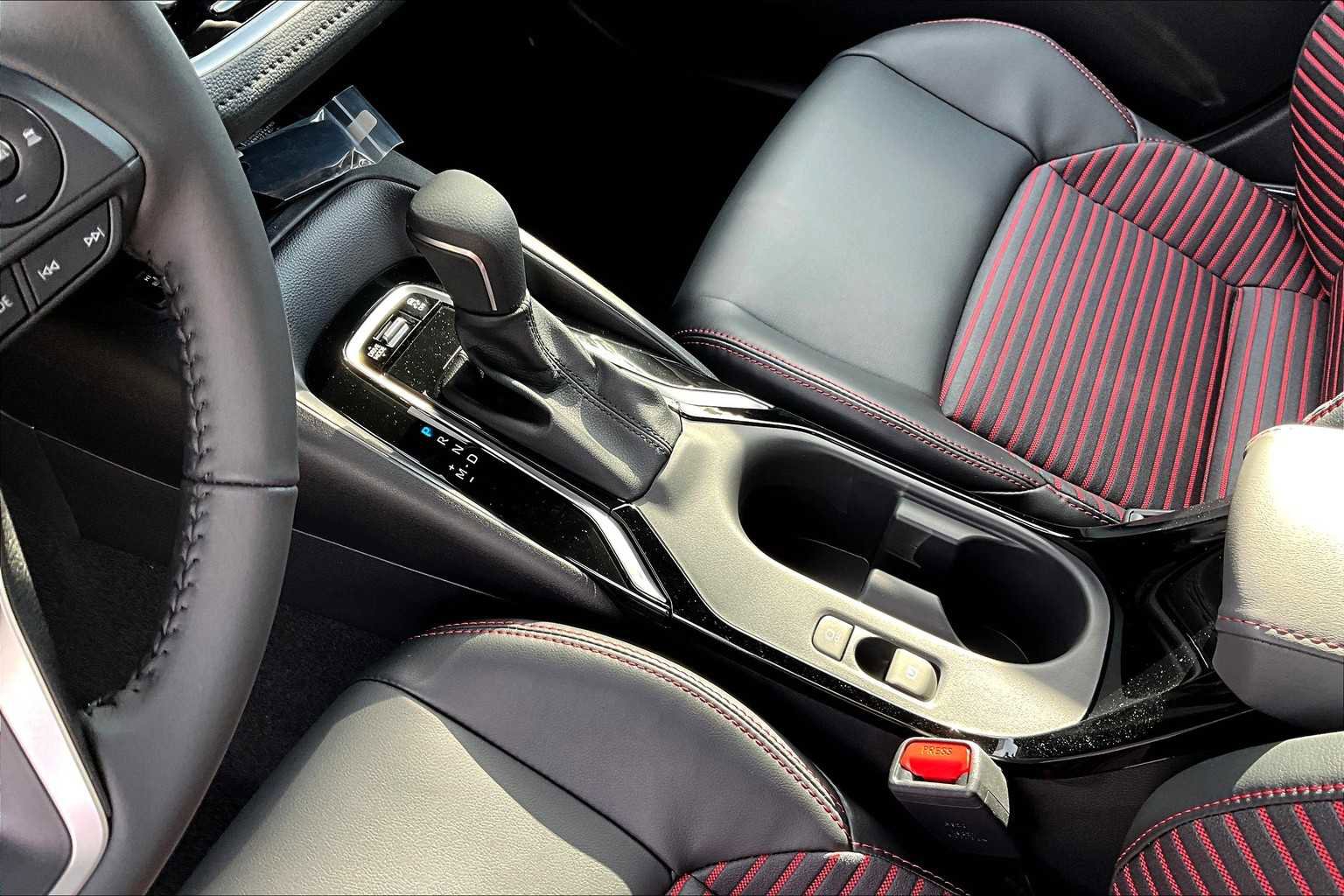 New 2025 Toyota Corolla XSE image 7
