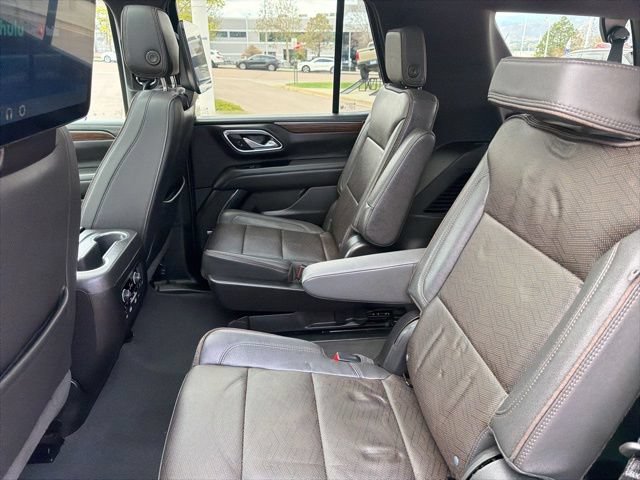Used 2024 Chevrolet Tahoe High Country w/ Advanced Technology Package AWD/4WD image 17