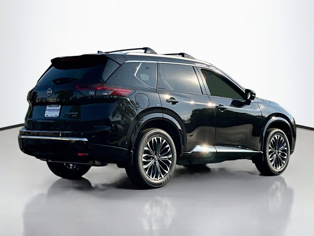 New 2026 Nissan Rogue Platinum image 2