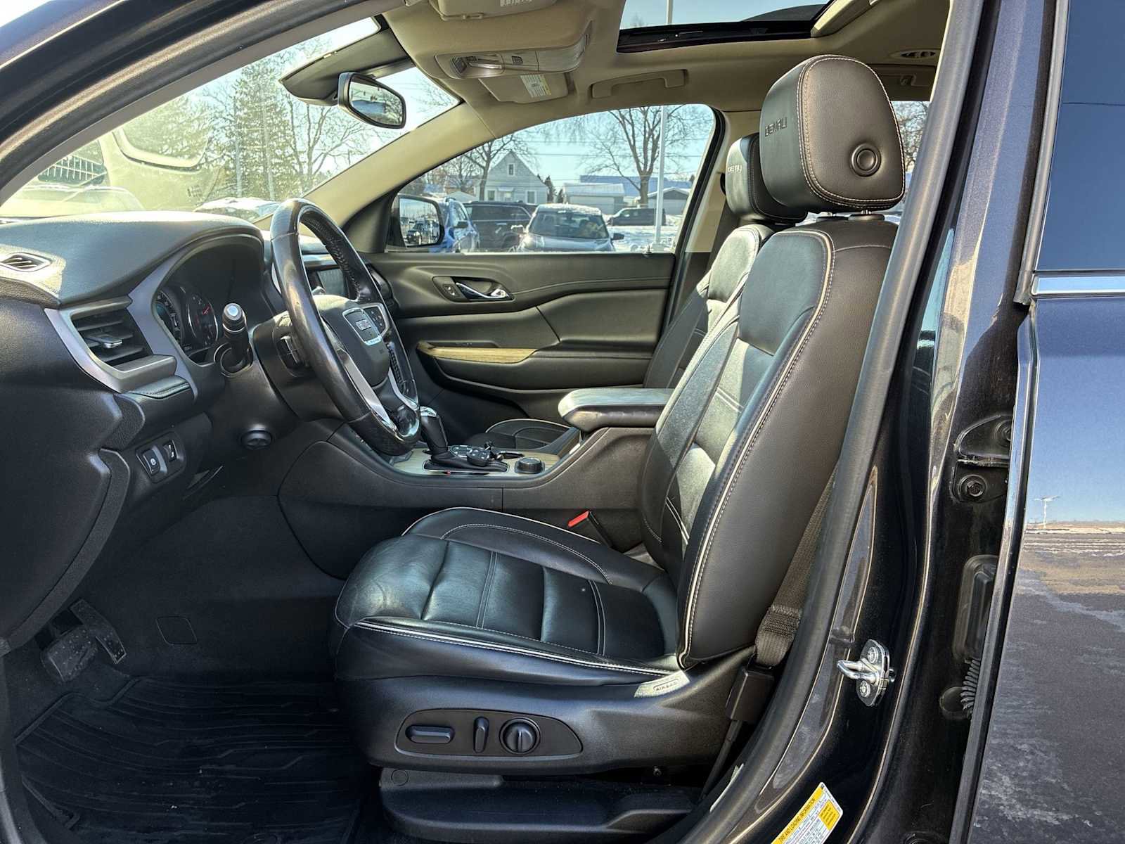 Certified 2019 GMC Acadia Denali image 20