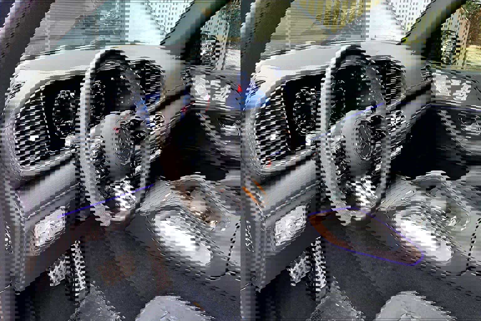 Used 2024 Mercedes-Benz GLE 53 AMG 4MATIC Coupe image 17