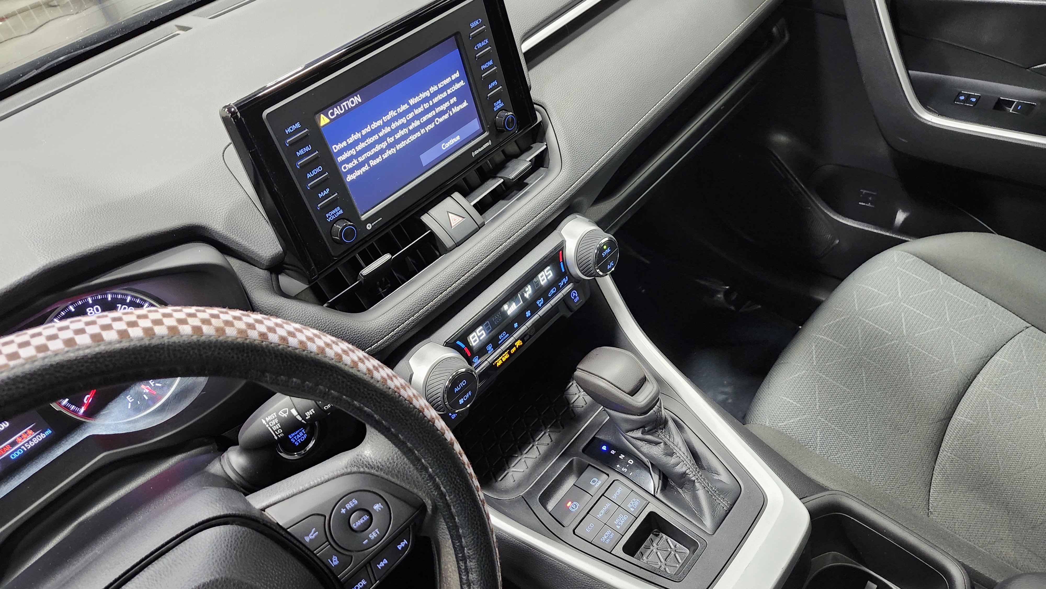 Used 2022 Toyota RAV4 XLE w/ Convenience Package image 31