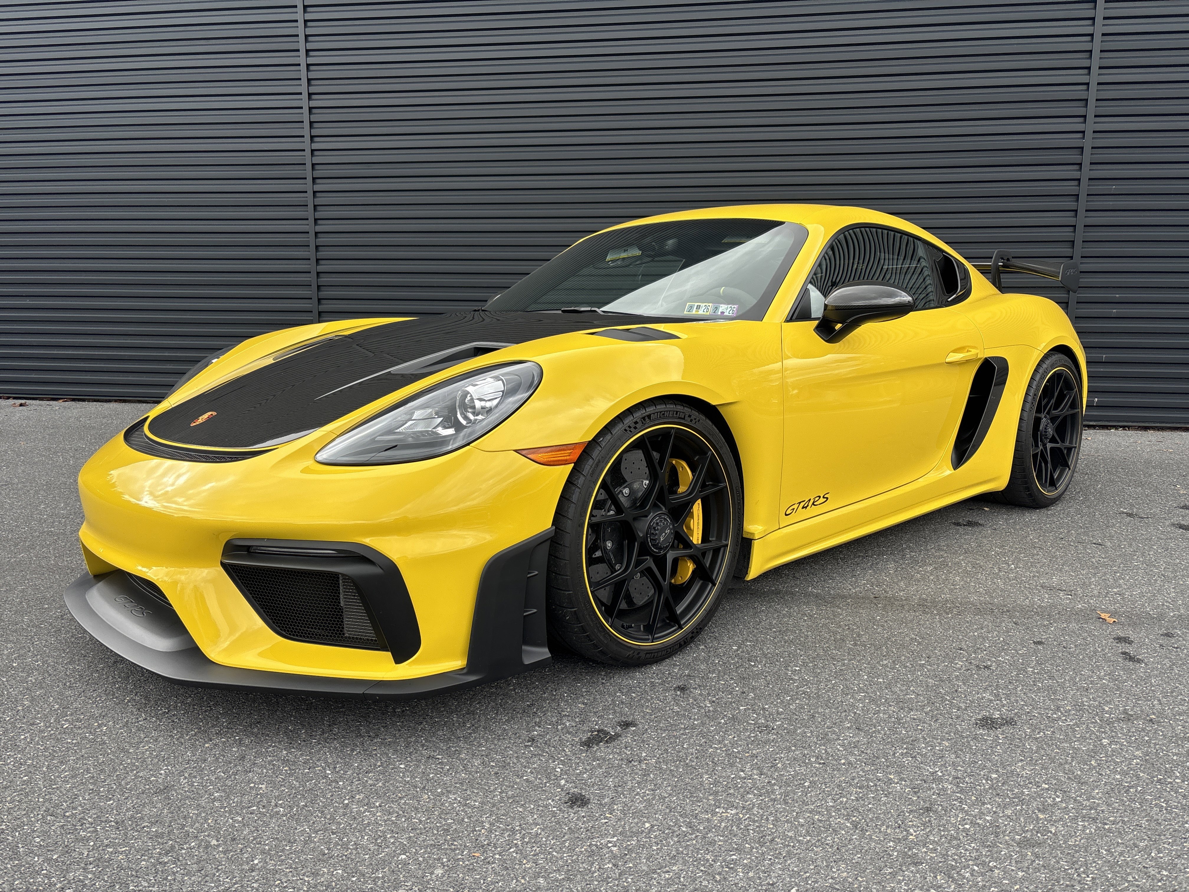 Certified 2023 Porsche 718 Cayman GT4 RS image 1