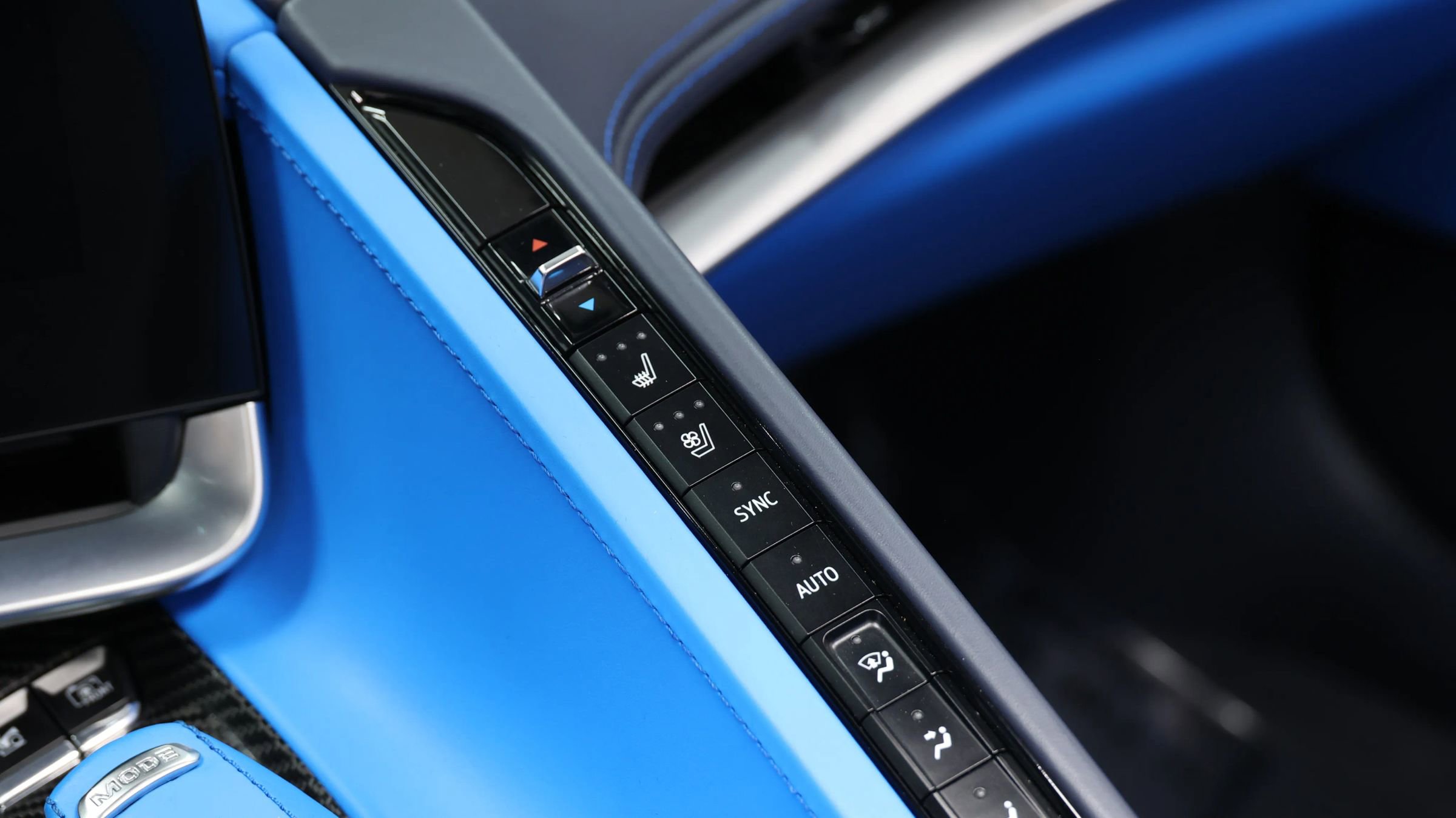 Used 2022 Chevrolet Corvette Stingray Premium Conv w/ Z51 Performance Package image 54