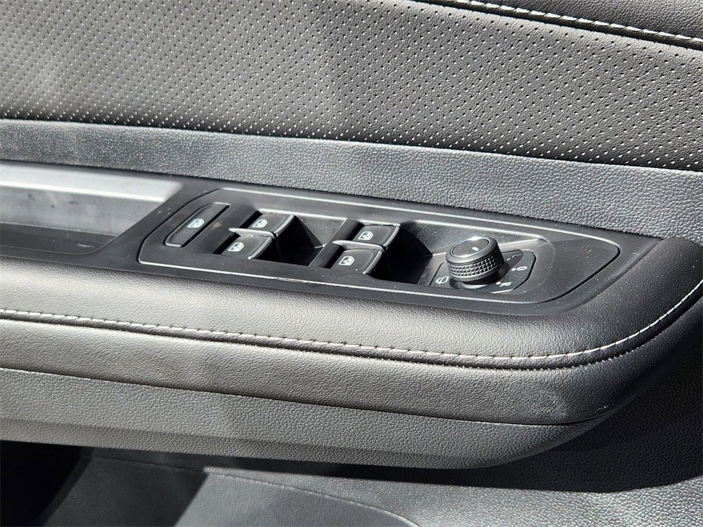 New 2026 Volkswagen Atlas SEL Premium R-Line image 10