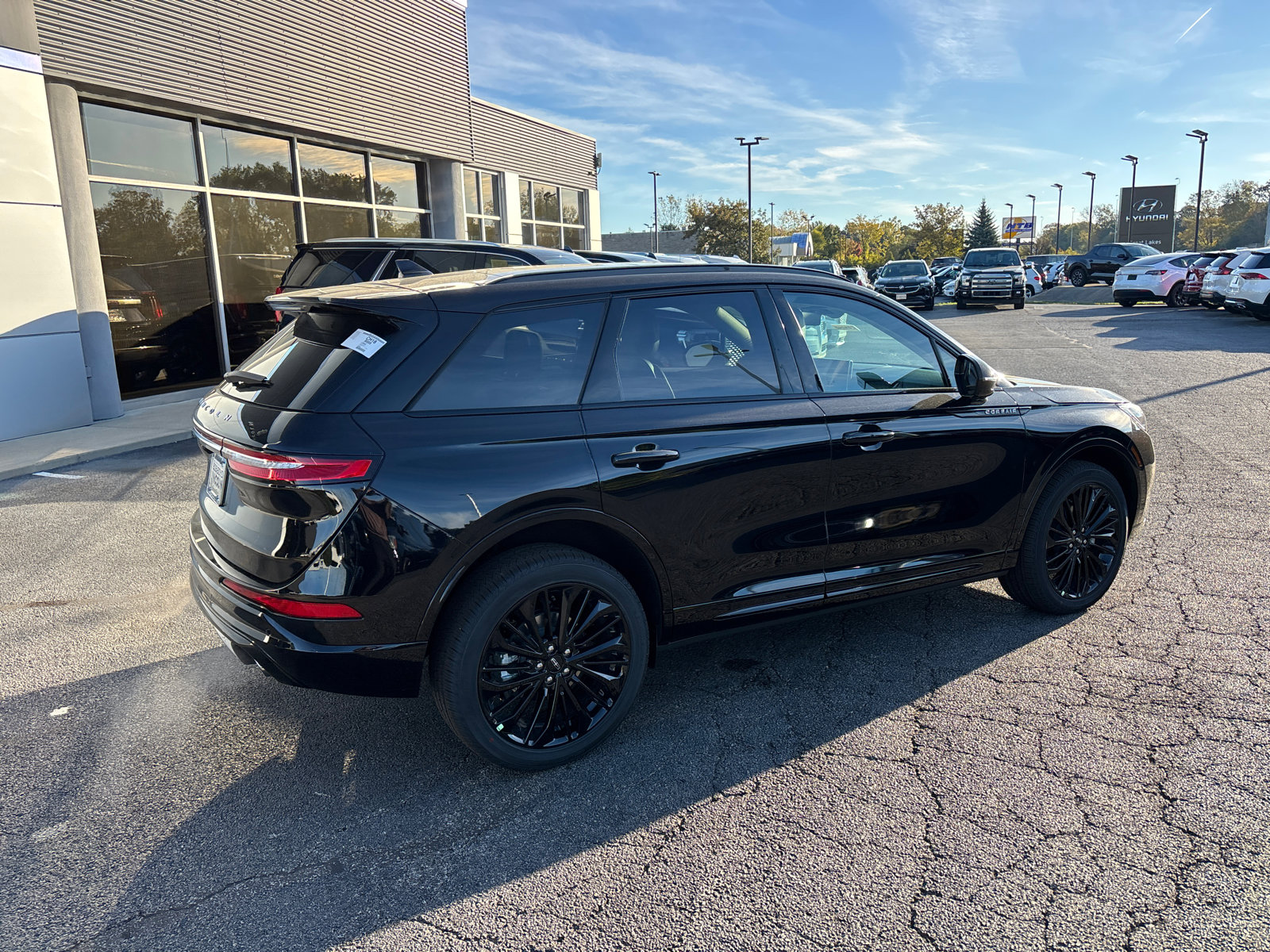 New 2026 Lincoln Corsair Premiere image 7