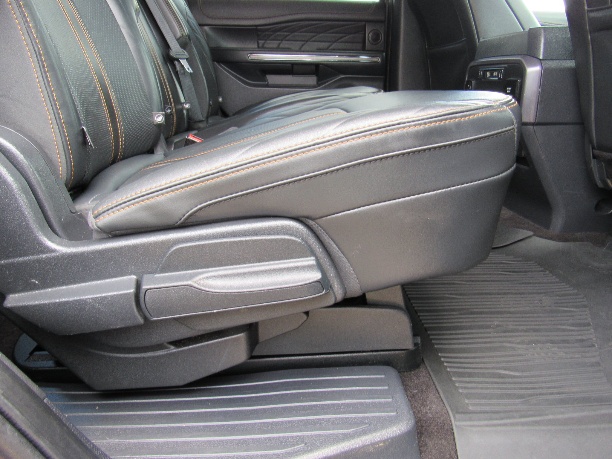 Used 2022 Ford Expedition Platinum AWD/4WD image 44